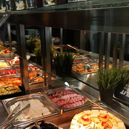 Central Plaza Отель Поморие