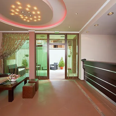 Central Plaza 3* Поморие