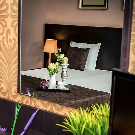 Central Plaza Отель